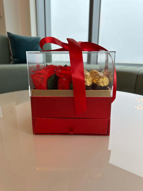 Scarlet Love Luxe Box - Image 5
